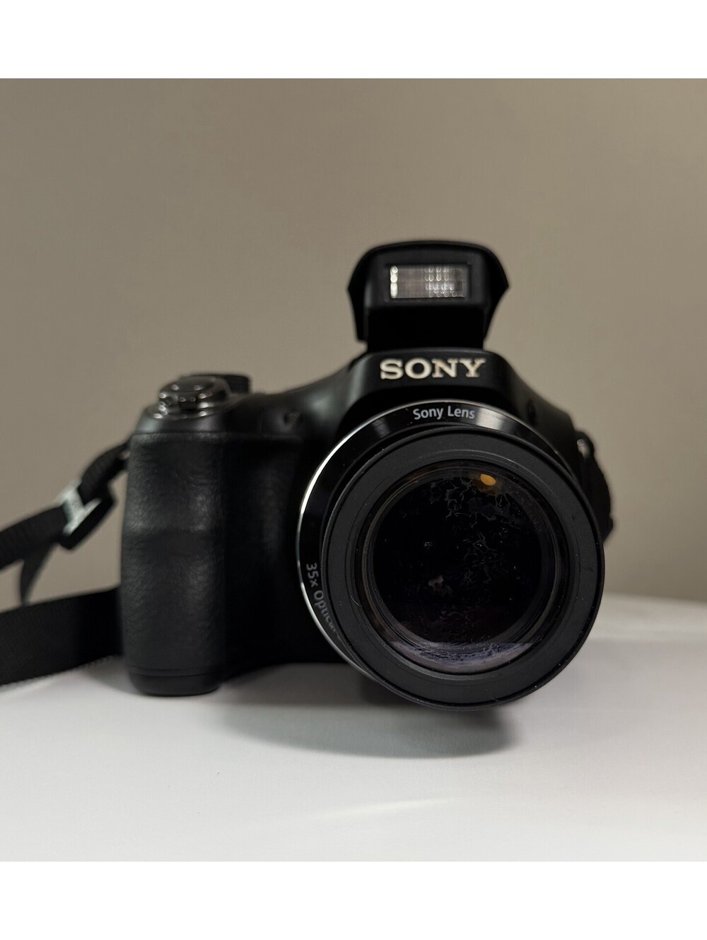 Sony Cyber-Shot DSC-H300 20.1MP 35x Optical Zoom Digital Camera Point & Shoot